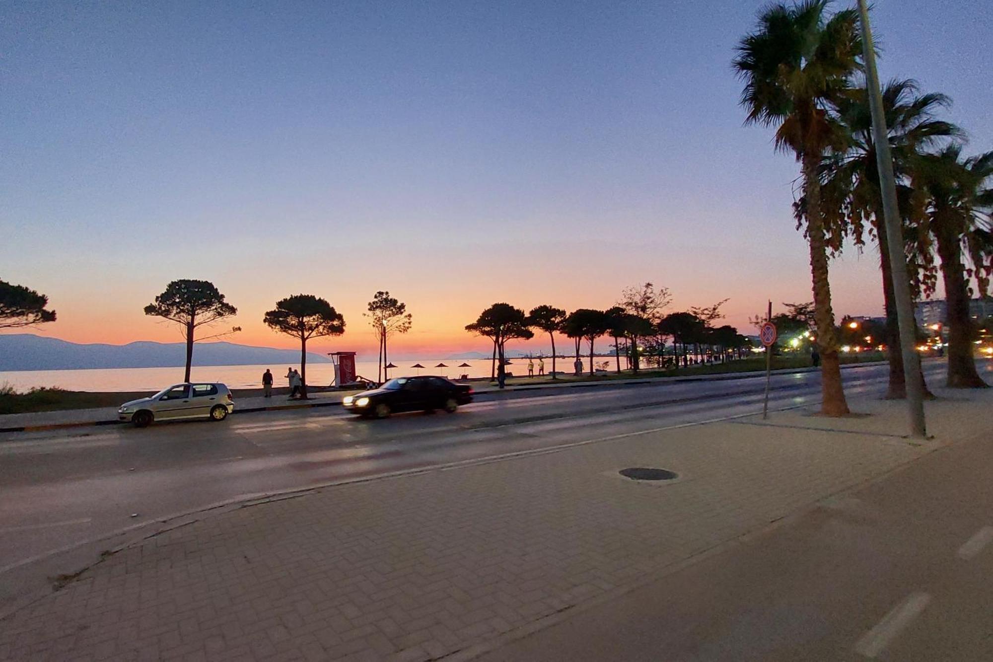 Jon Vlorë Exterior foto