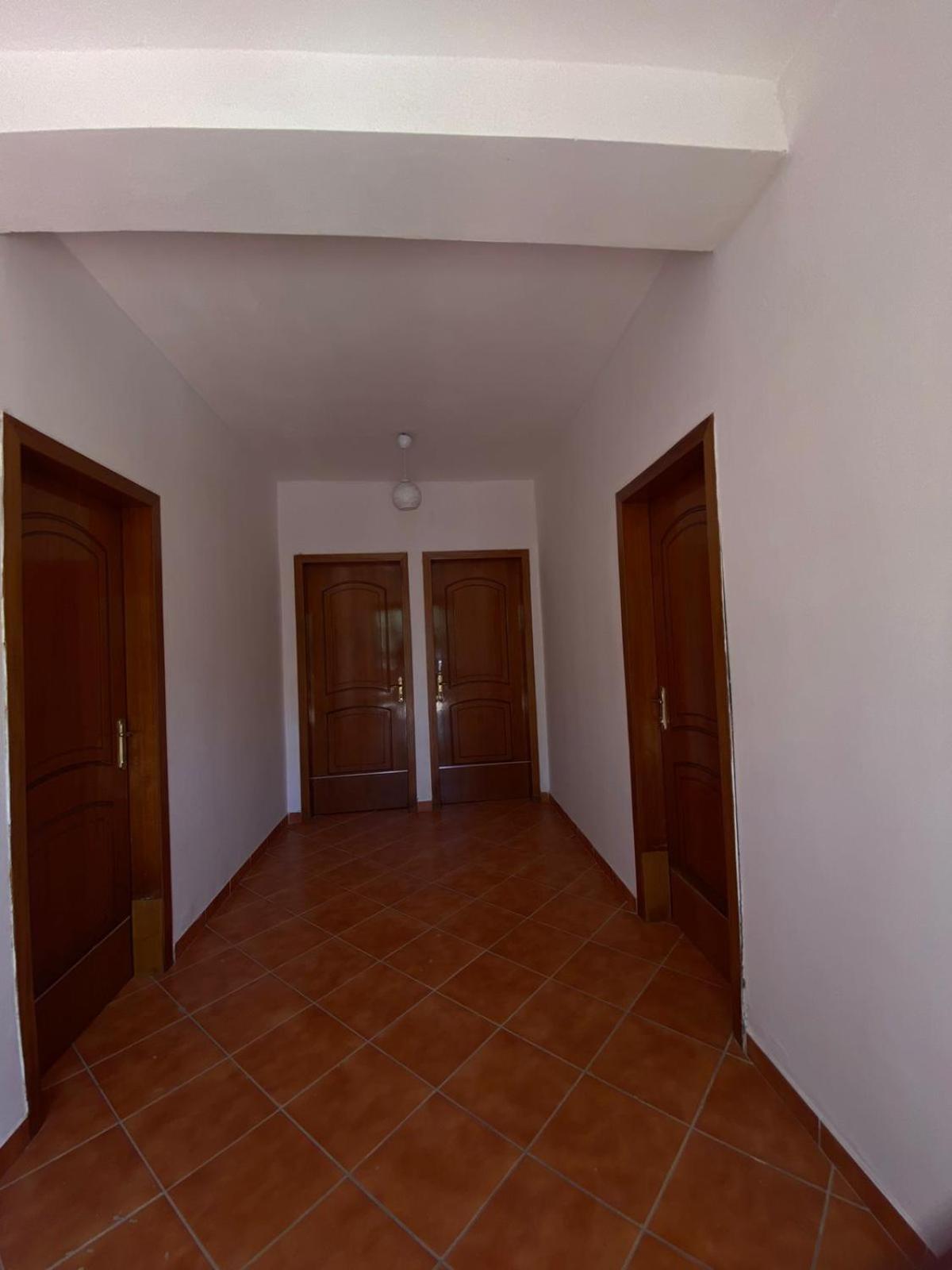 Jon Vlorë Exterior foto